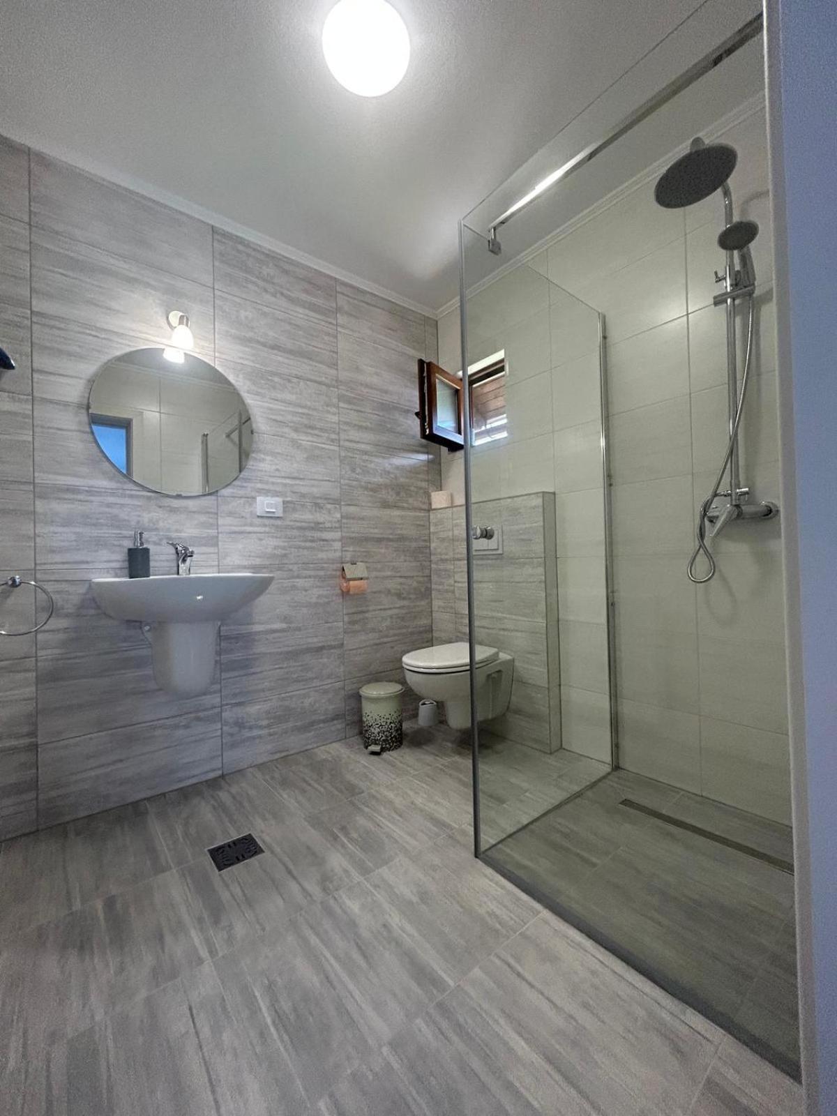 Casa Dani&Moni Otel Moeciu De Sus Dış mekan fotoğraf