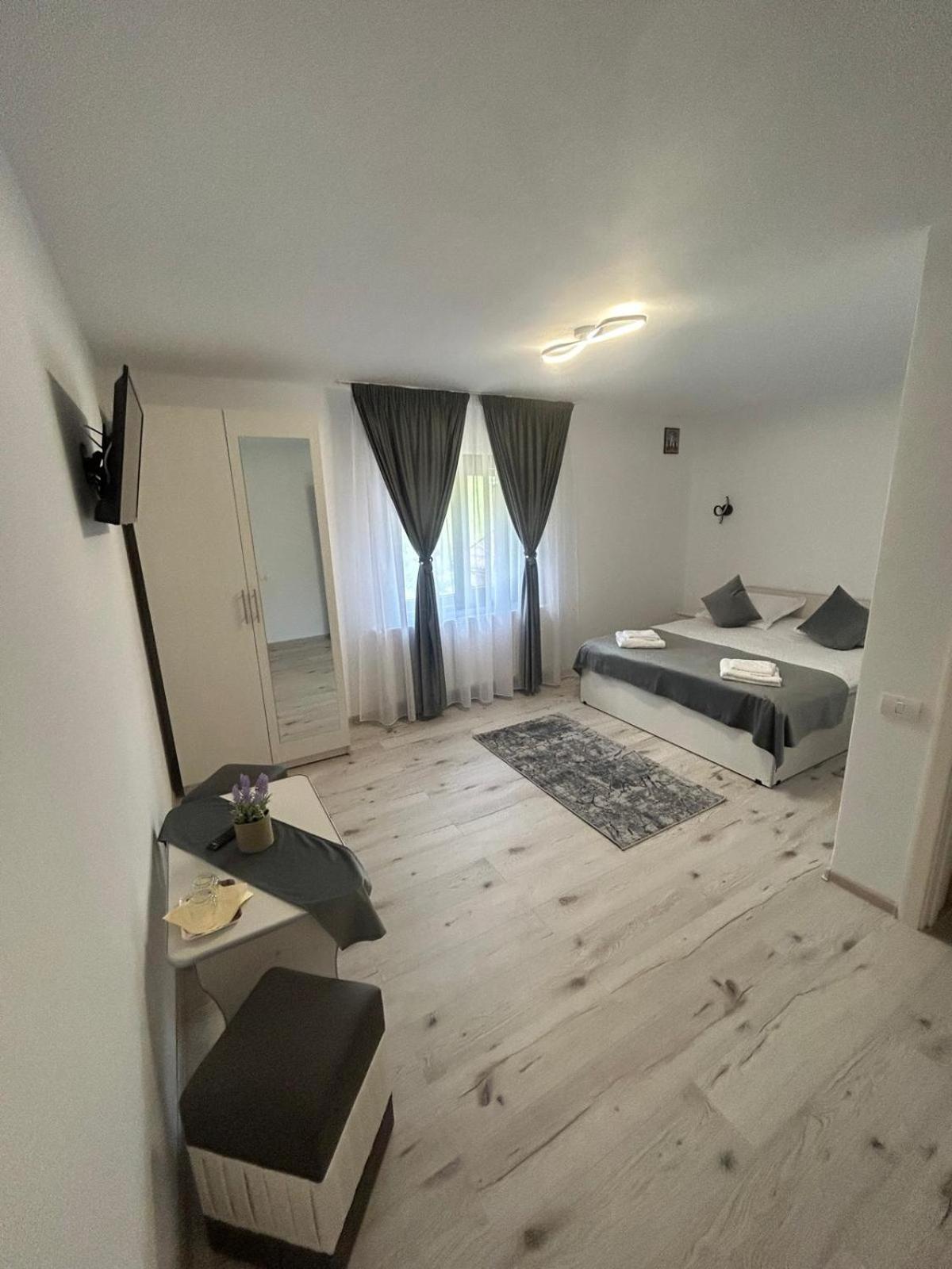 Casa Dani&Moni Otel Moeciu De Sus Dış mekan fotoğraf